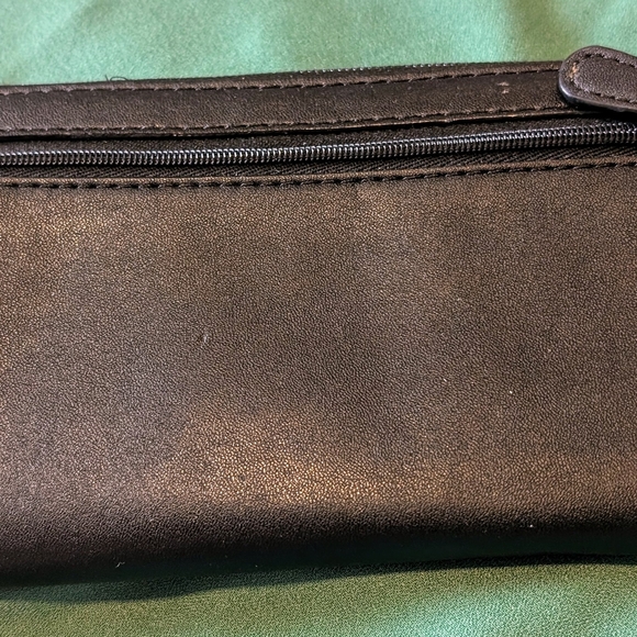 Nine West Black Wallet - Picture 2 of 5
